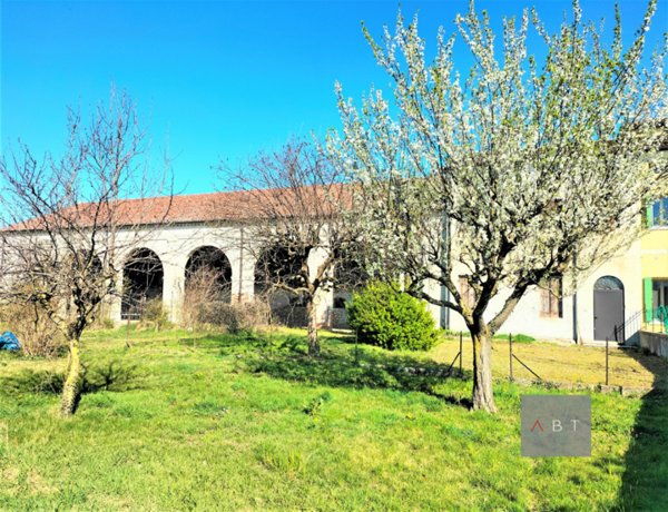 casale in vendita a San Pietro in Gu