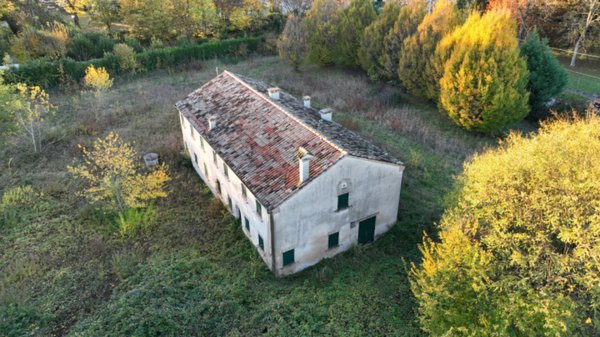 casa semindipendente in vendita a San Pietro Viminario in zona Vanzo