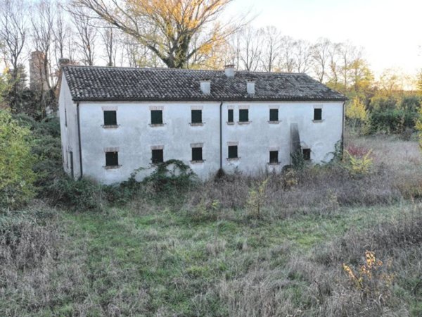 casa semindipendente in vendita a San Pietro Viminario