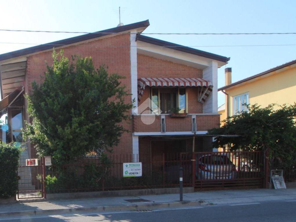 casa indipendente in vendita a San Pietro Viminario