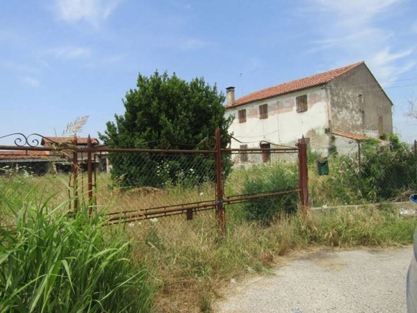 casa indipendente in vendita a San Pietro Viminario