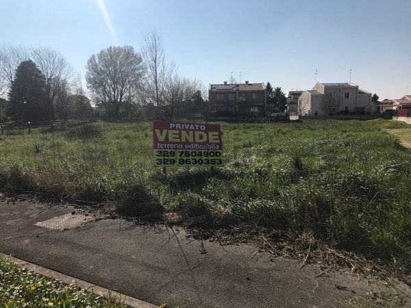 terreno edificabile in vendita a San Pietro Viminario