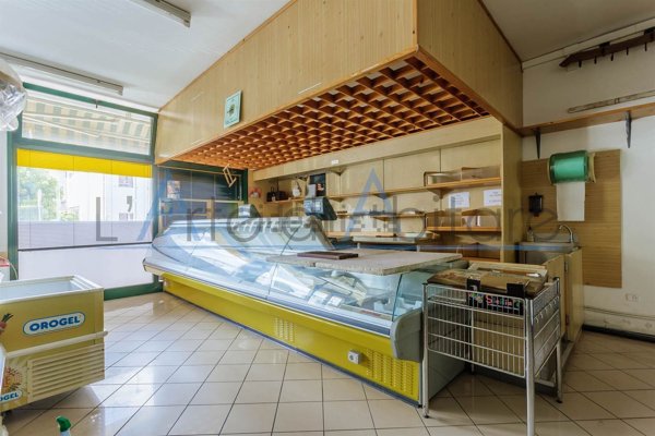ufficio in vendita a San Pietro Viminario in zona Vanzo