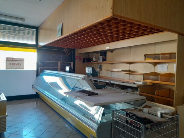 negozio in vendita a San Pietro Viminario in zona Vanzo