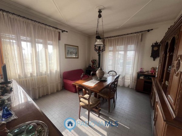 casa indipendente in vendita a San Pietro Viminario in zona Vanzo