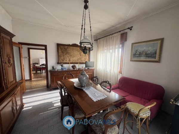 casa indipendente in vendita a San Pietro Viminario in zona Vanzo