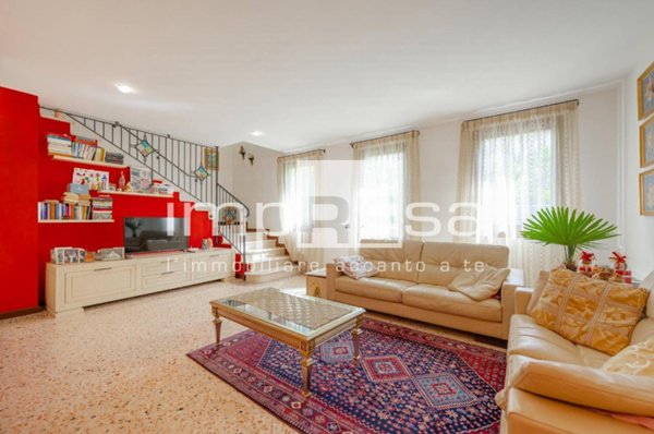 casa indipendente in vendita a Santa Giustina in Colle