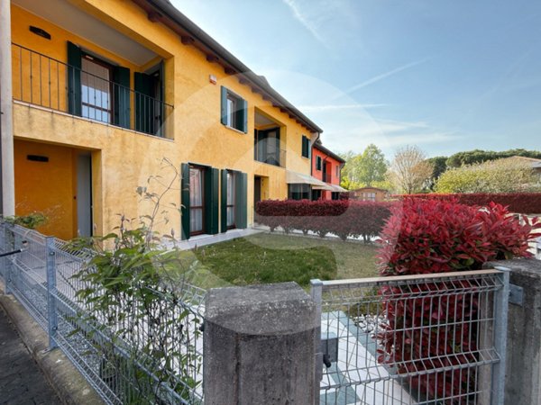 casa indipendente in vendita a Santa Giustina in Colle