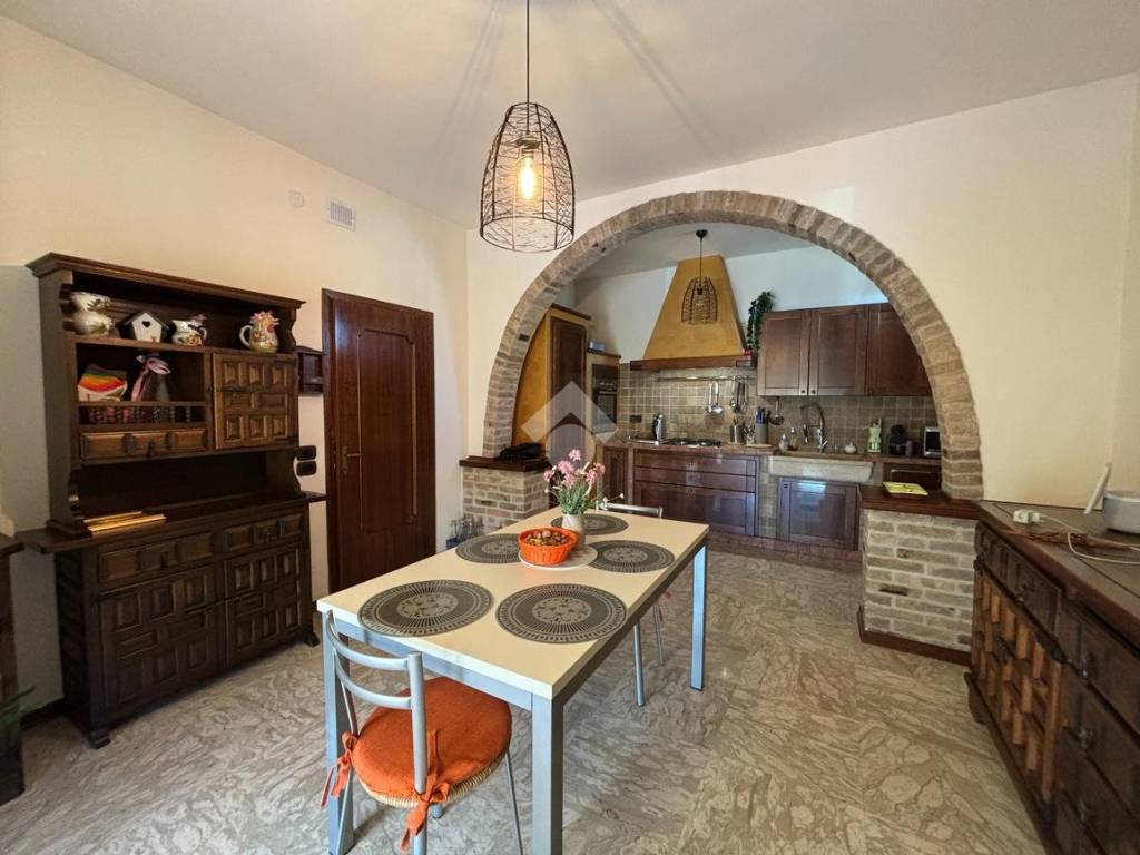 casa indipendente in vendita a Santa Giustina in Colle