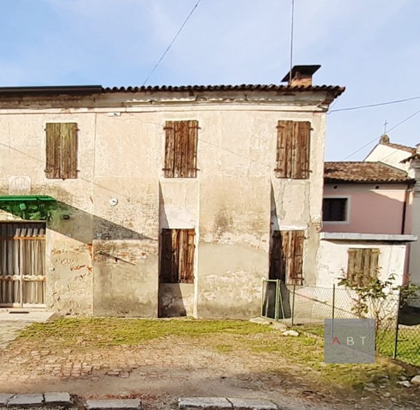 casale in vendita a Santa Giustina in Colle