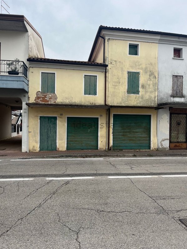 casa indipendente in vendita a Santa Giustina in Colle