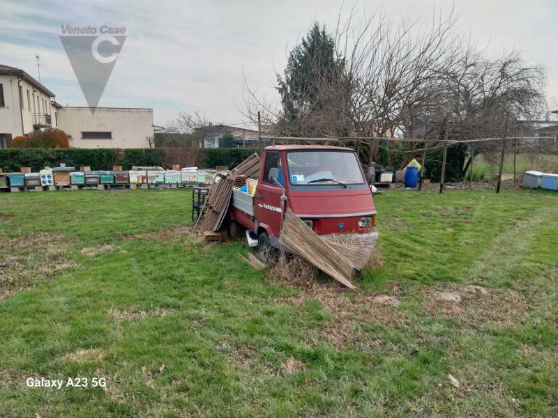 terreno edificabile in vendita a Sant'Angelo di Piove di Sacco