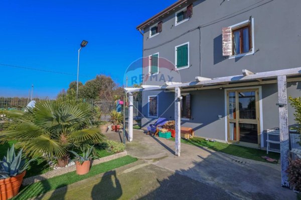 casa indipendente in vendita a Sant'Angelo di Piove di Sacco