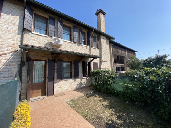 casa indipendente in vendita a Sant'Angelo di Piove di Sacco