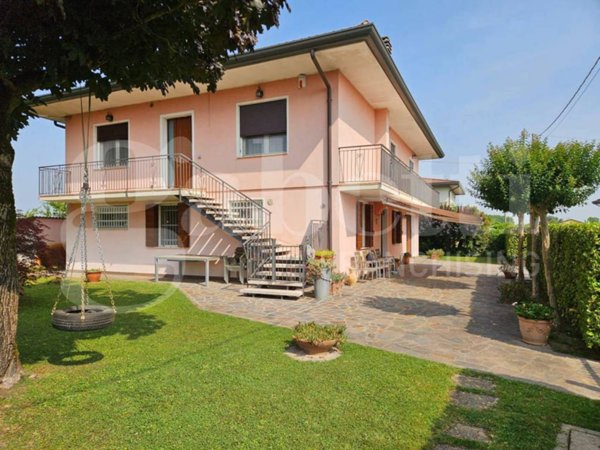 casa indipendente in vendita a Sant'Angelo di Piove di Sacco