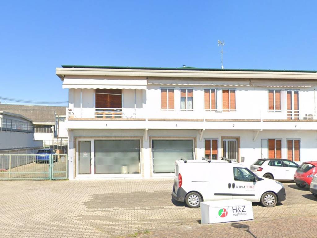 locale commerciale in vendita a Sant'Angelo di Piove di Sacco in zona Vigorovea