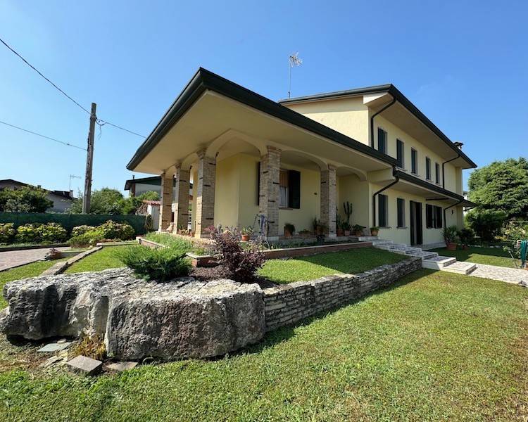casa indipendente in vendita a Sant'Angelo di Piove di Sacco