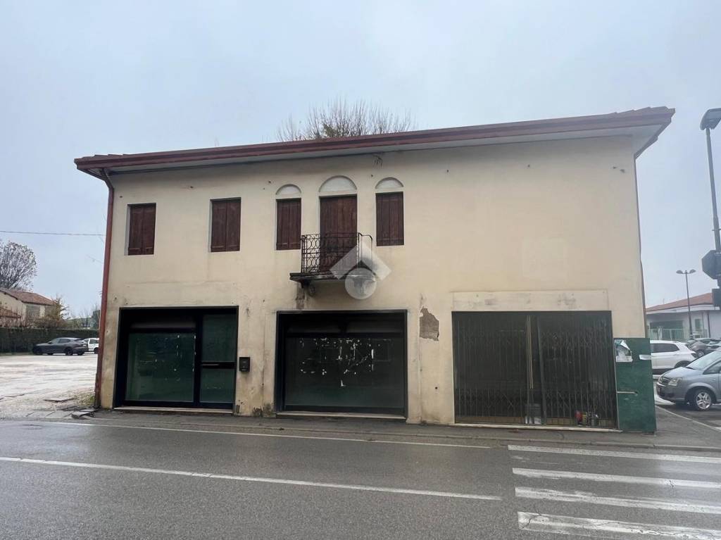 negozio in vendita a Sant'Angelo di Piove di Sacco
