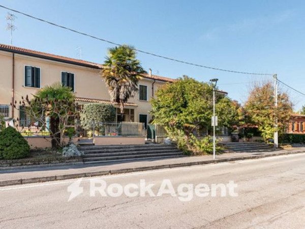 casa indipendente in vendita a Sant'Angelo di Piove di Sacco in zona Vigorovea