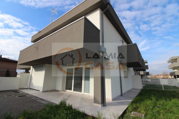 casa indipendente in vendita a Sant'Angelo di Piove di Sacco