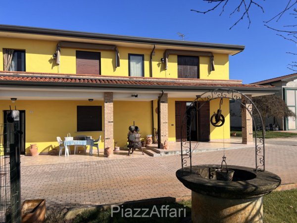 casa indipendente in vendita a Sant'Angelo di Piove di Sacco in zona Vigorovea