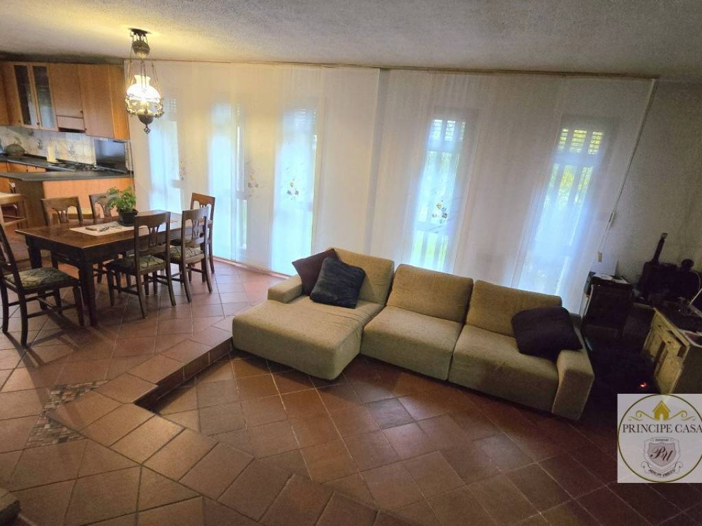 casa indipendente in vendita a Sant'Elena