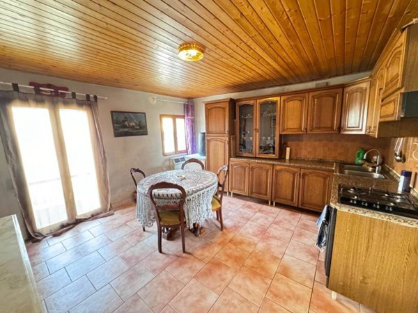 casa indipendente in vendita a Sant'Elena