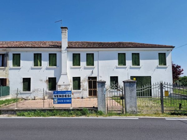 casa indipendente in vendita a Sant'Elena