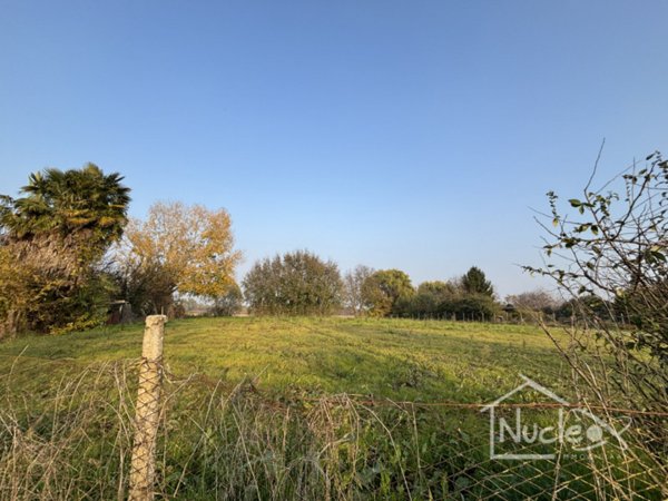 terreno edificabile in vendita a Sant'Elena