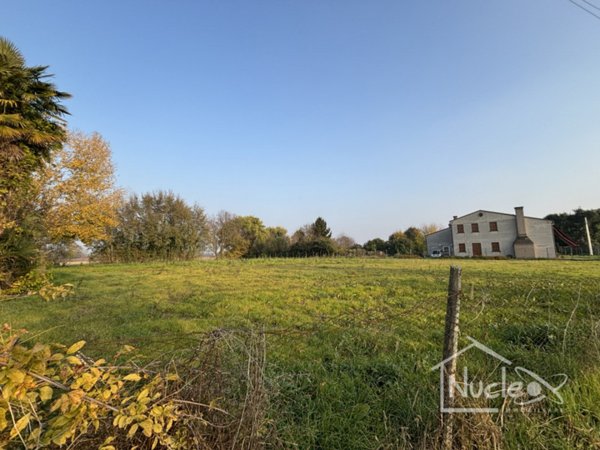 terreno in vendita a Sant'Elena