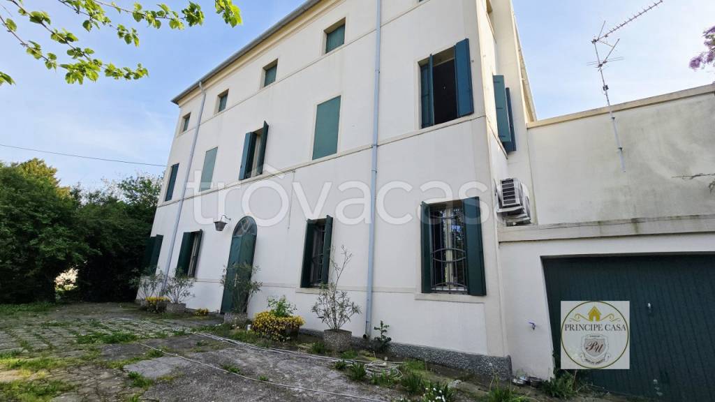casa indipendente in vendita a Sant'Elena