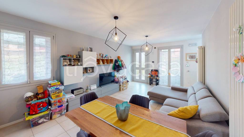 casa indipendente in vendita a Sant'Elena