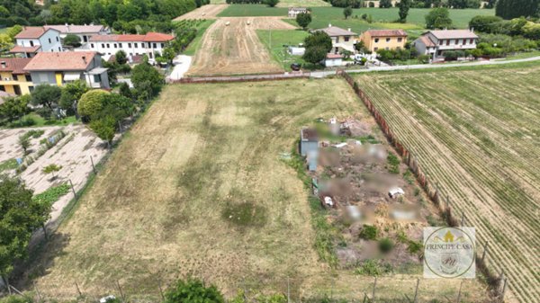 terreno edificabile in vendita a Sant'Elena