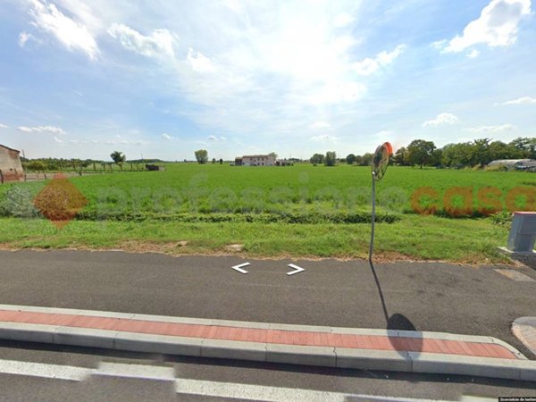 terreno in vendita a Sant'Elena