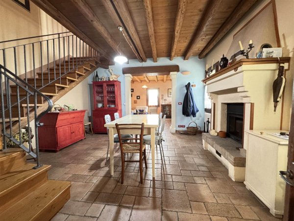 casa indipendente in vendita a Sant'Elena