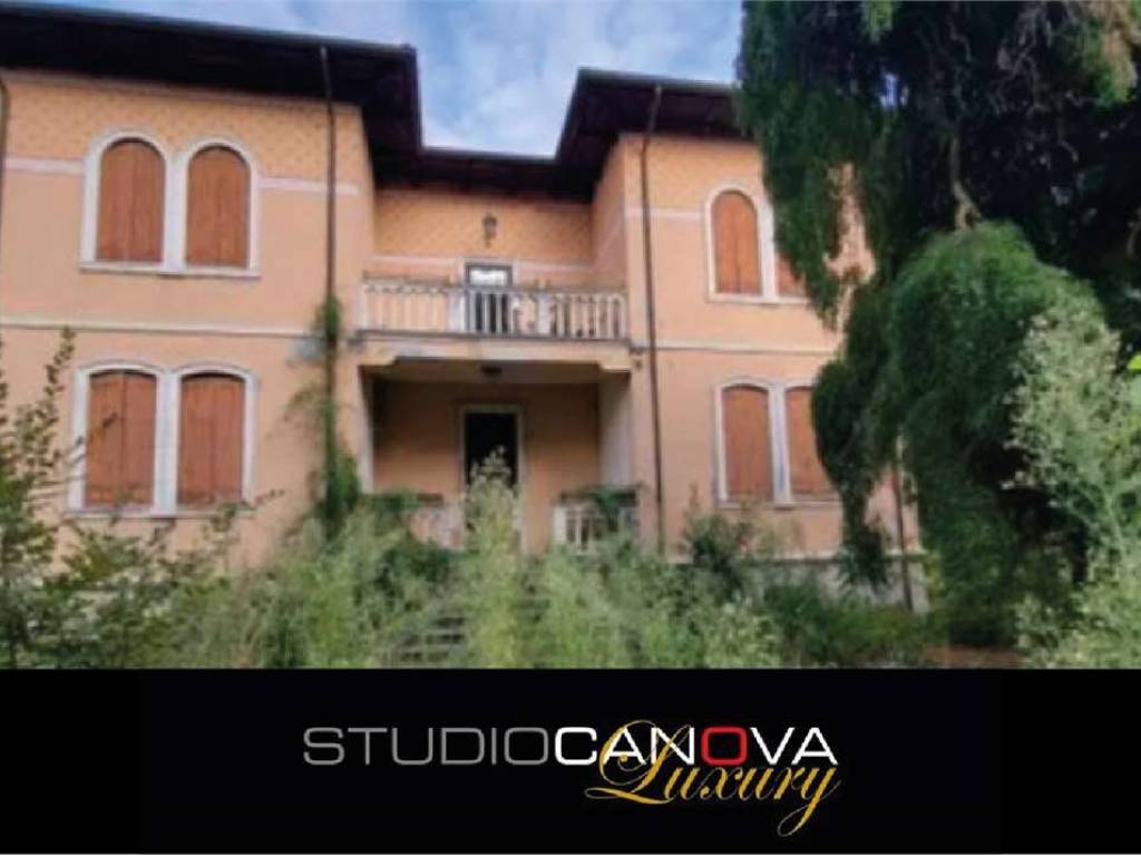 casa indipendente in vendita a Sant'Urbano