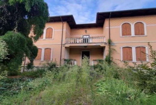 casa indipendente in vendita a Sant'Urbano