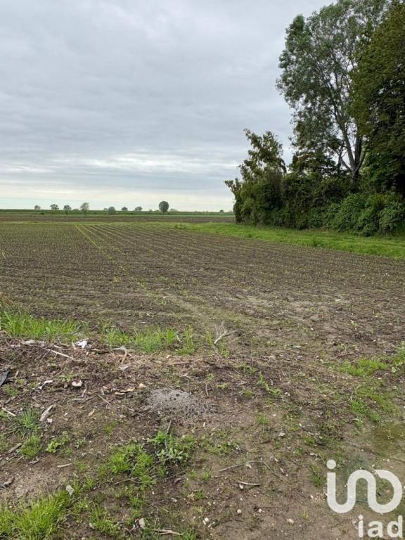 casa indipendente in vendita a Sant'Urbano