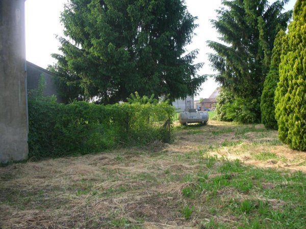 casa indipendente in vendita a Sant'Urbano