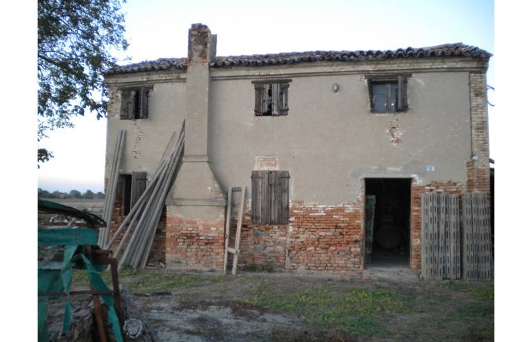 casa indipendente in vendita a Sant'Urbano