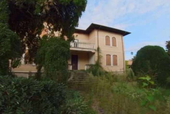 casa indipendente in vendita a Sant'Urbano
