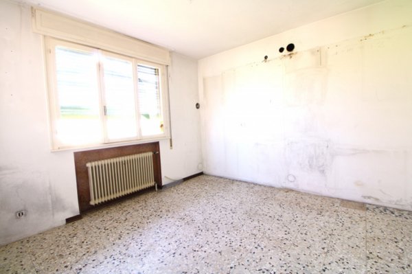 casa indipendente in vendita a Sant'Urbano