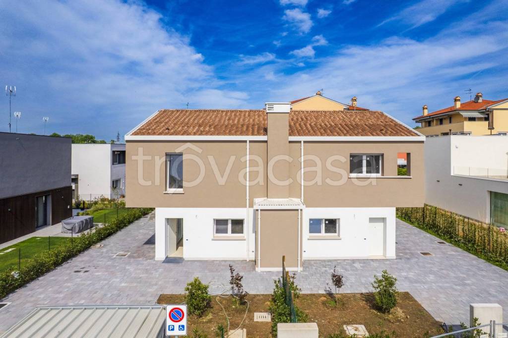 casa indipendente in vendita a Saonara in zona Villatora