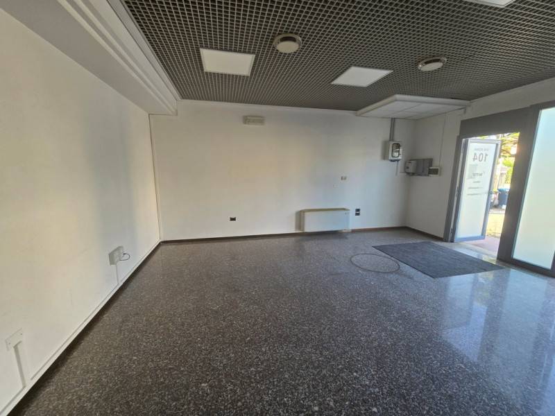 negozio in vendita a Saonara