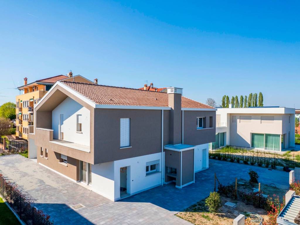 casa indipendente in vendita a Saonara in zona Villatora