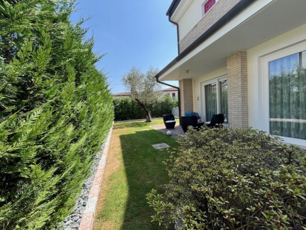 casa indipendente in vendita a Saonara in zona Villatora