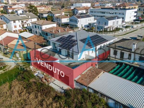 casa indipendente in vendita a Saonara