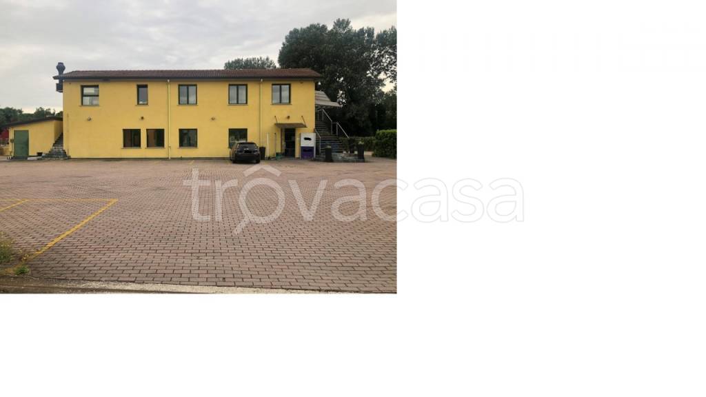 locale commerciale in vendita a Saonara in zona Villatora