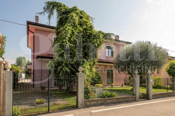 casa indipendente in vendita a Saonara in zona Villatora