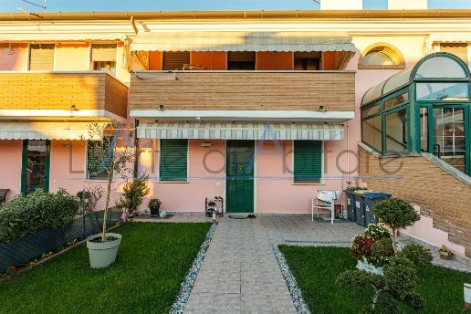 appartamento in vendita a Saonara in zona Tombelle